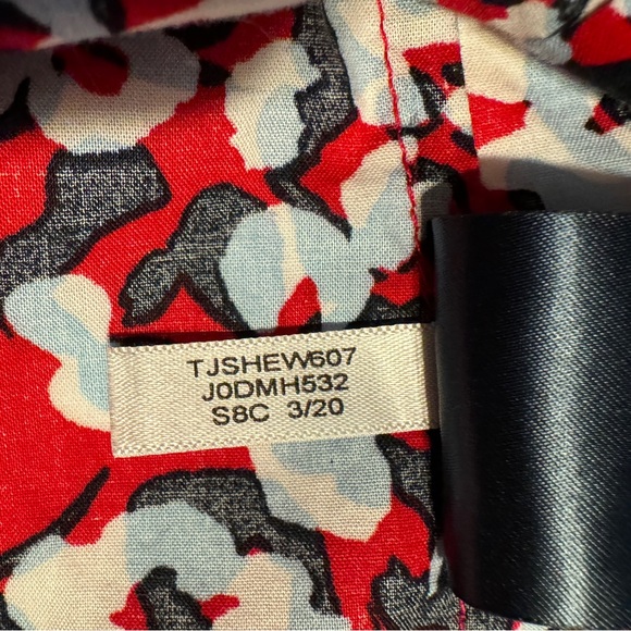 (M) TOMMY HILFIGER Sleeveless Button Down Top - Picture 8 of 8